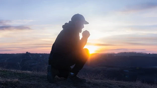 Power of praise in hard times, a daily devotional from Psalm